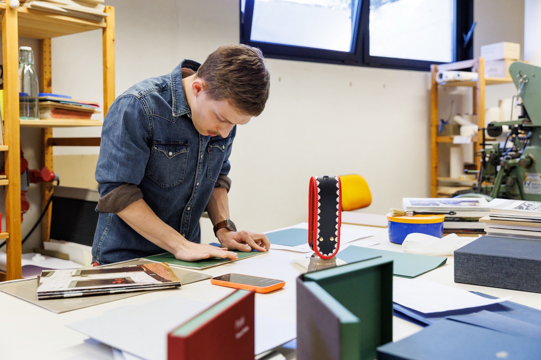L'équipe de l'atelier au travail