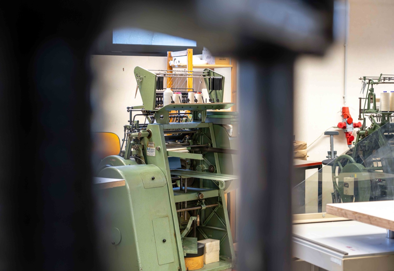 Machine à coudre les cahiers